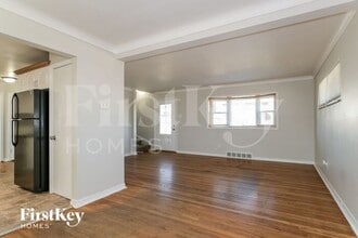 8680 Belhaven Dr in St. Louis, MO - Building Photo - Building Photo