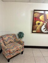 3680 Inverrary Dr in Lauderhill, FL - Building Photo