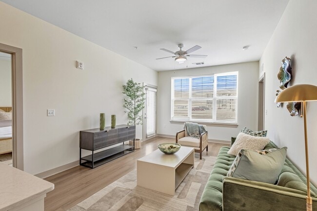 Allure Apartments LLC in Whiteland, IN - Building Photo - Building Photo