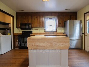 2101 S Twilight Ln in Richmond, VA - Building Photo - Building Photo