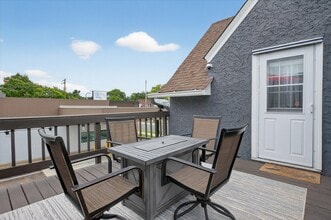 4935 34th Ave S, Unit Upper Unit in Minneapolis, MN - Building Photo - Building Photo