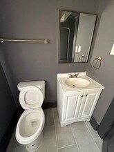 1048 E McLemore Ave in Memphis, TN - Building Photo - Building Photo