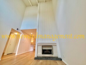 4605 Maytime Ln in Culver City, CA - Building Photo - Building Photo