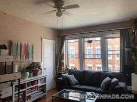 229 Kelton St in Boston, MA - Building Photo