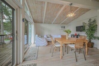 820 Bray Ave in Laurel, NY - Building Photo - Building Photo