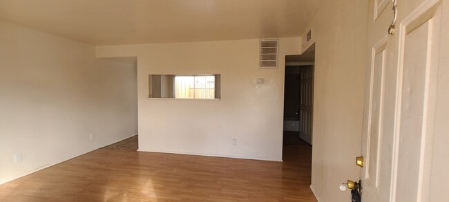 1535 E 29th Ave, Unit 3 in Apache Junction, AZ - Foto de edificio - Building Photo