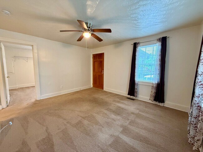 122 N Clay St in South Hill, VA - Building Photo - Building Photo