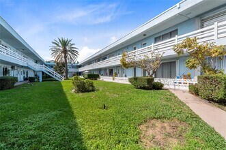 2700 135 in North Miami, FL - Building Photo - Building Photo