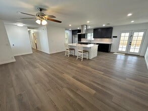 16101 Ash St in Hesperia, CA - Building Photo - Building Photo