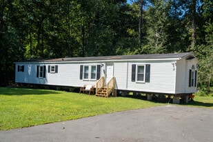 Highwoods in Hillsborough, NC - Building Photo