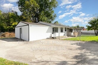 9500 Ridgemoor Ave in Cincinnati, OH - Building Photo - Building Photo