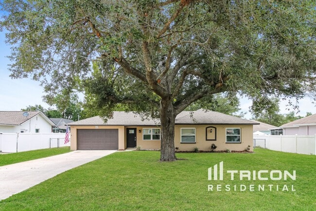 6623 Freeport Dr