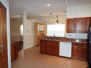 5624 Beaurivage Ave in Sarasota, FL - Building Photo - Building Photo