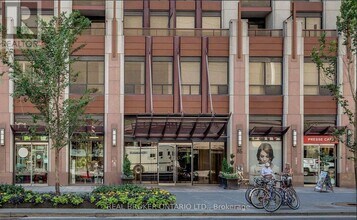 85 Bloor St E in Toronto, ON - Building Photo - Building Photo