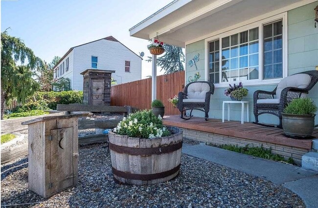 1505 Thayer Dr in Richland, WA - Foto de edificio - Building Photo