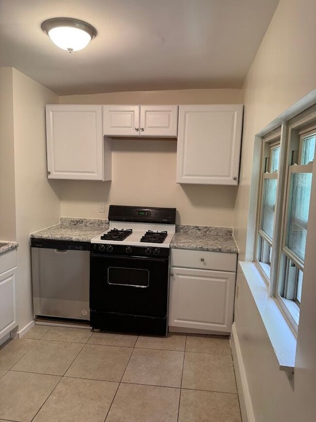 5603 Fair Oaks St in Pittsburgh, PA - Building Photo - Building Photo