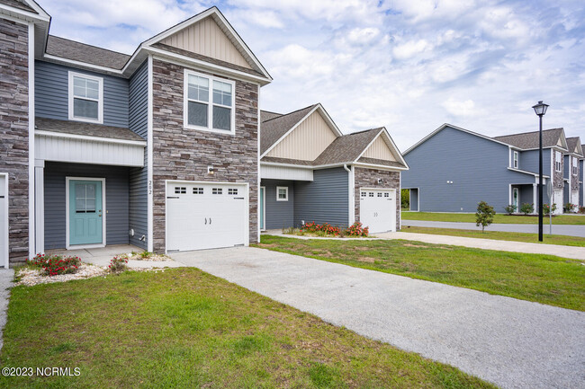 property at 202 N Stingray Ln