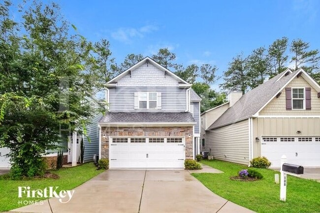 property at 18 E Newnan Rd