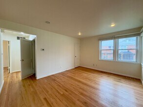 4800 Gilray Dr in Baltimore, MD - Building Photo - Building Photo