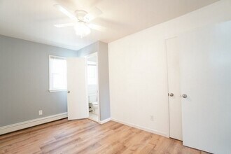 273 Hoover Ave in Bloomfield, NJ - Foto de edificio - Building Photo