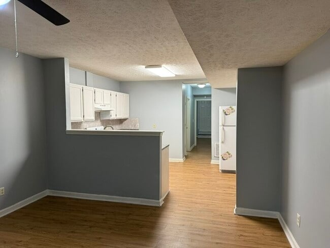 1612 W Market St in Louisville, KY - Building Photo - Building Photo