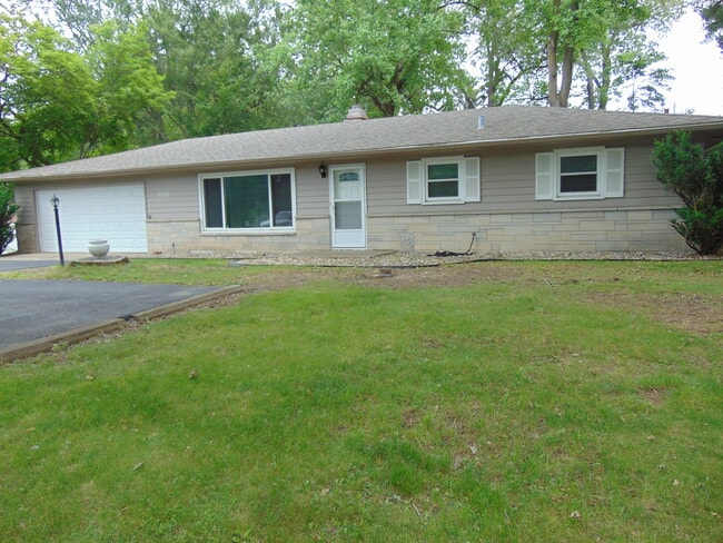 5333 Bluffton Rd in Fort Wayne, IN - Building Photo - Building Photo
