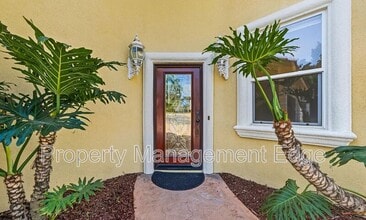 1107 Las Flores Dr in Carlsbad, CA - Building Photo - Building Photo