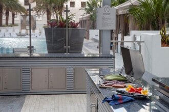 Monarc at Met in Miami, FL - Building Photo - Building Photo