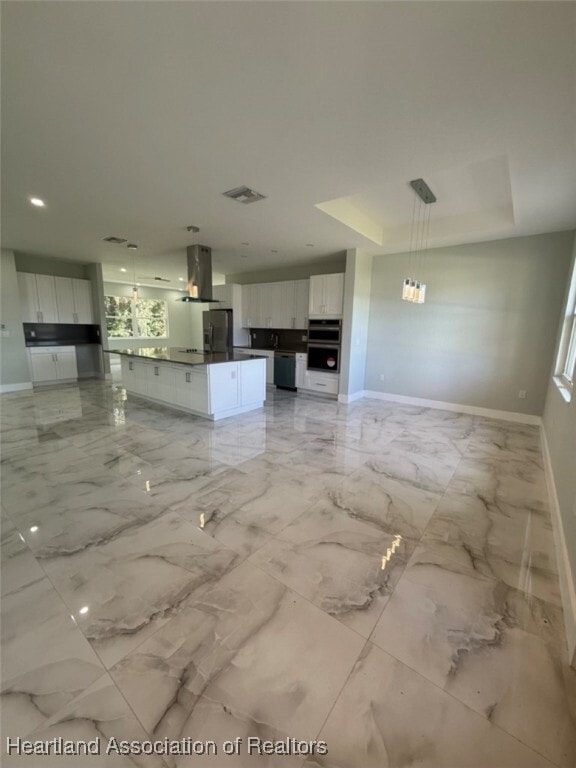 2011 W Falcon Rd in Avon Park, FL - Building Photo - Building Photo