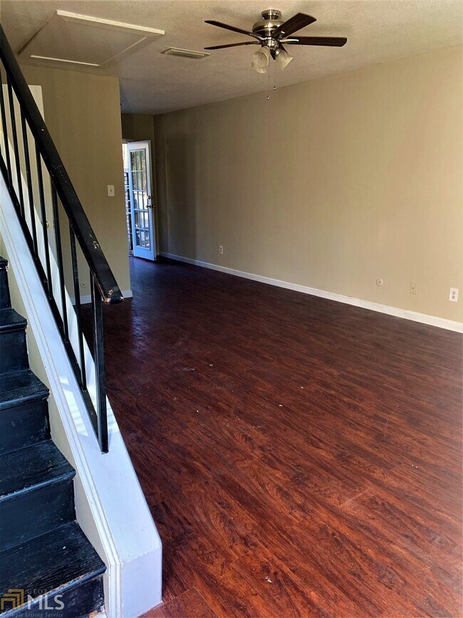 100 Chalfont Dr-Unit -F in Athens, GA - Building Photo - Building Photo