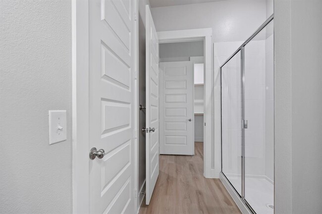 865 Limmer Loop in Hutto, TX - Building Photo - Building Photo