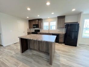 5355 Coventry Dr in Holly, MI - Building Photo - Building Photo