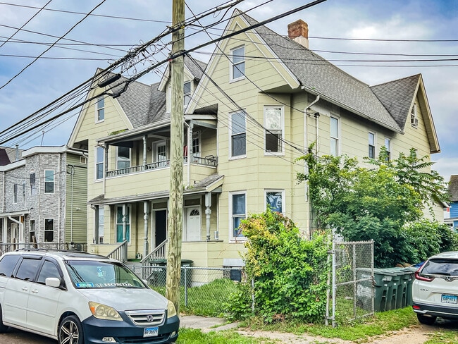 property at 193 Hanover St