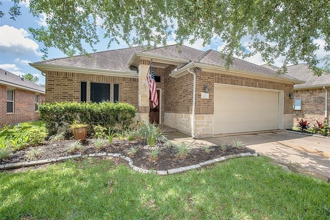 property at 2747 Villa Bella Ct