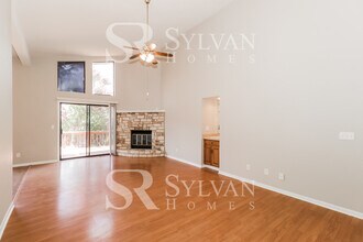 21604 Mt Laurel Dr in Lago Vista, TX - Building Photo - Building Photo