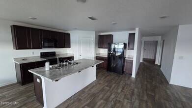 7147 Hatteras Blvd in Panama City, FL - Building Photo - Building Photo