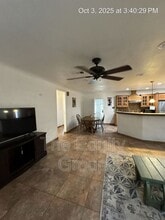648 Auburn St in Tulare, CA - Building Photo - Building Photo