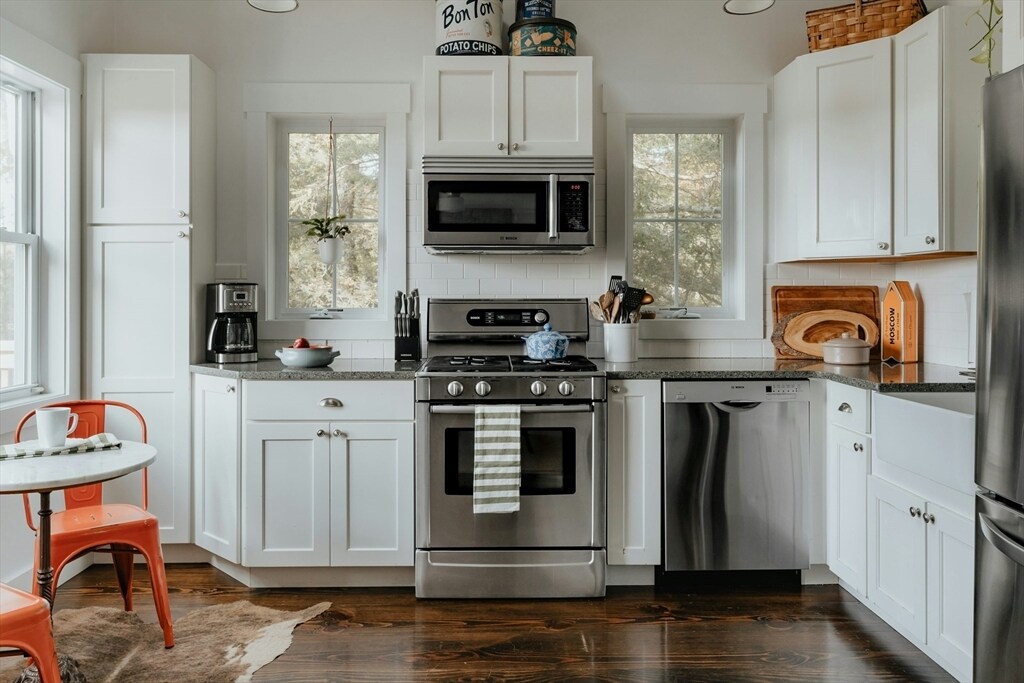 19-21 Glendale St in Everett, MA - Building Photo