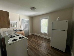 1936 W 4th St, Unit 2 in Williamsport, PA - Building Photo - Building Photo