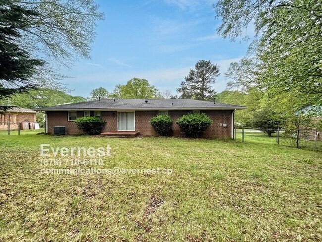 property at 3460 Estes Dr