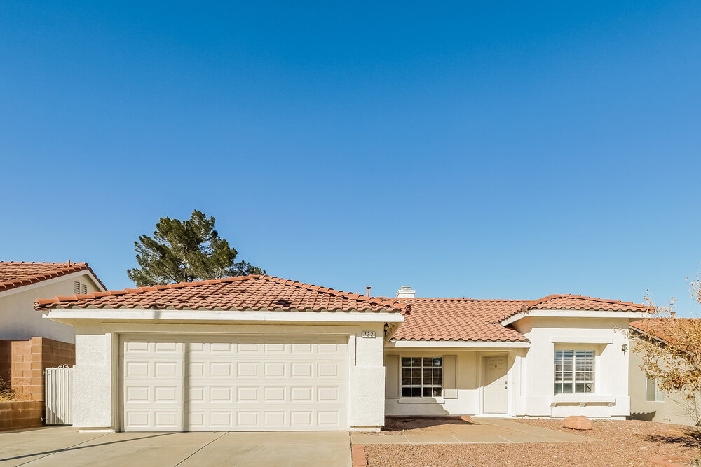 722 Cozy Canyon Dr in Henderson, NV - Building Photo