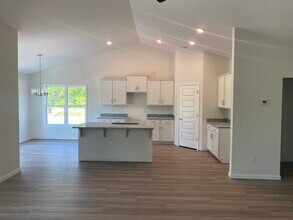 1724 N 20th St in Morehead City, NC - Building Photo - Building Photo