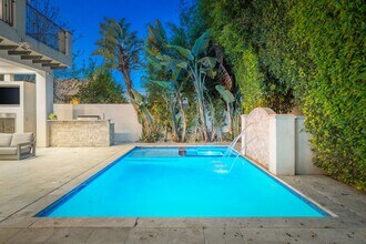 331 Canon Dr in Beverly Hills, CA - Building Photo - Building Photo