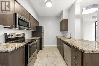 112 KING STREET EAST St in Hamilton, ON - Building Photo - Building Photo
