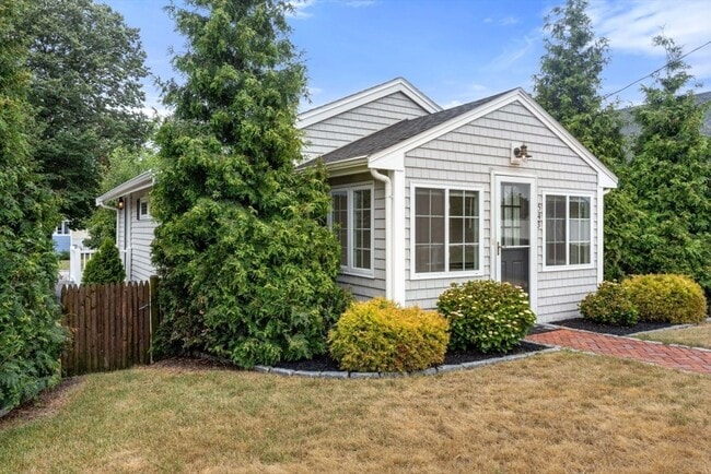 property at 543 Nantasket Ave