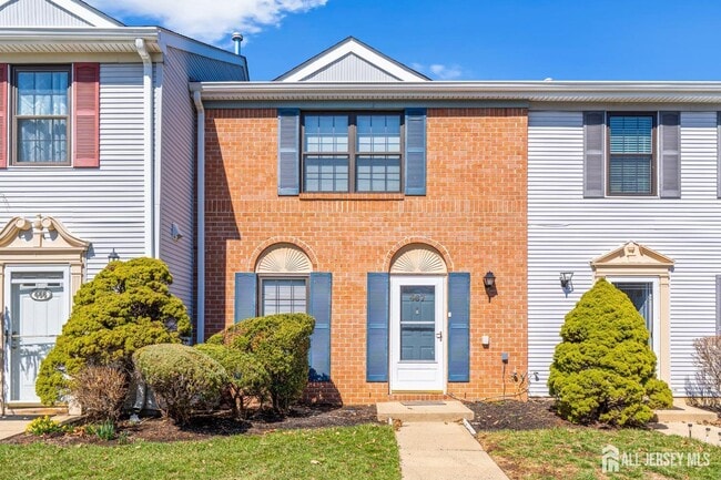 property at 467 Andover Pl