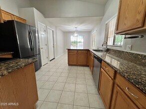 10419 N 58th Dr in Glendale, AZ - Building Photo - Building Photo