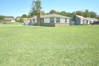 477 S Norwood Ave in Tulsa, OK - Building Photo - Building Photo