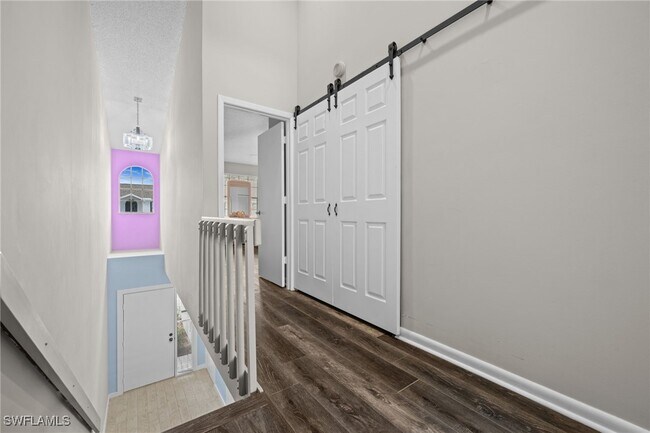 833 Meadowland Dr