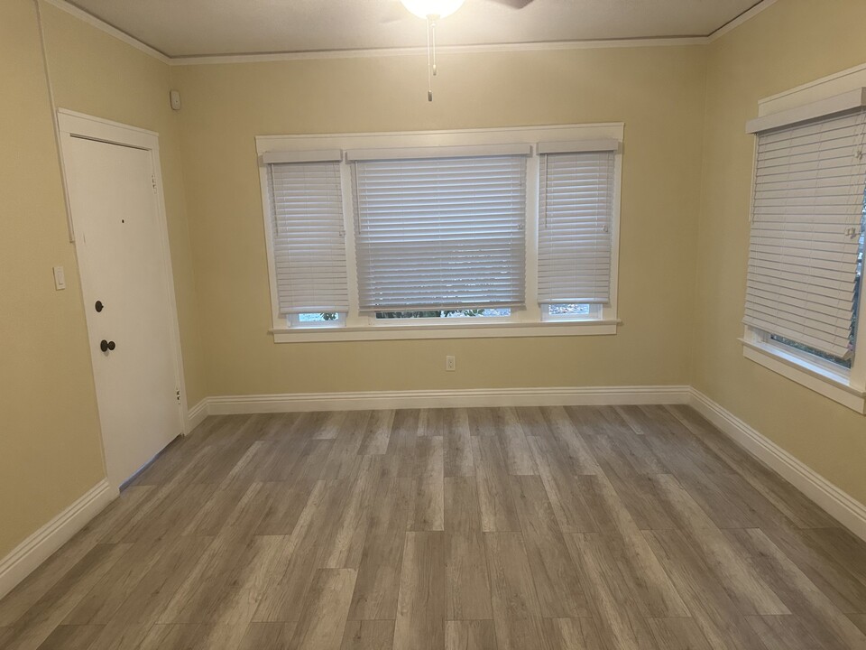 2724 H St, Unit A in Sacramento, CA - Building Photo